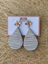 Load image into Gallery viewer, Habing Maragondon Earrings