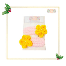 Load image into Gallery viewer, Crochet Hair Clip