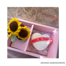 Load image into Gallery viewer, Crochet Sunflower with Cake